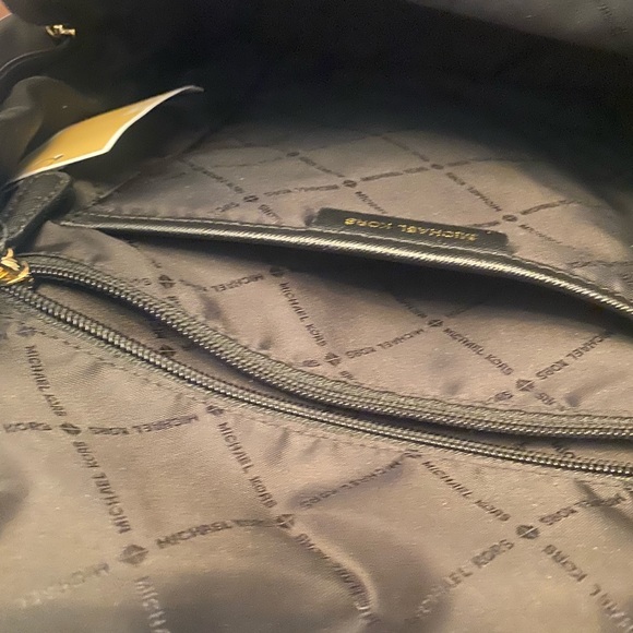 Michael Kors black backpack 🎒 - Picture 7 of 16
